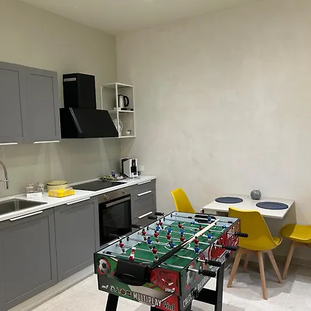 Giù Per La Costa - Siracusa