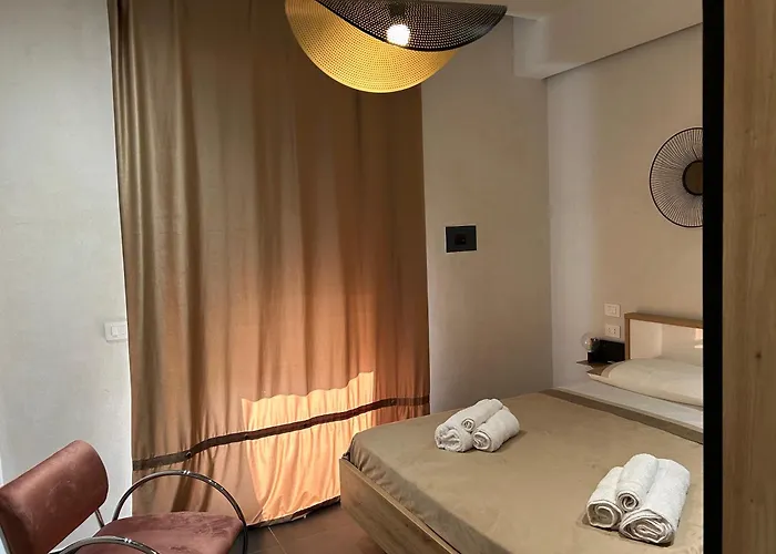 Giu Per La Costa - Siracusa Гостевой дом 4*
