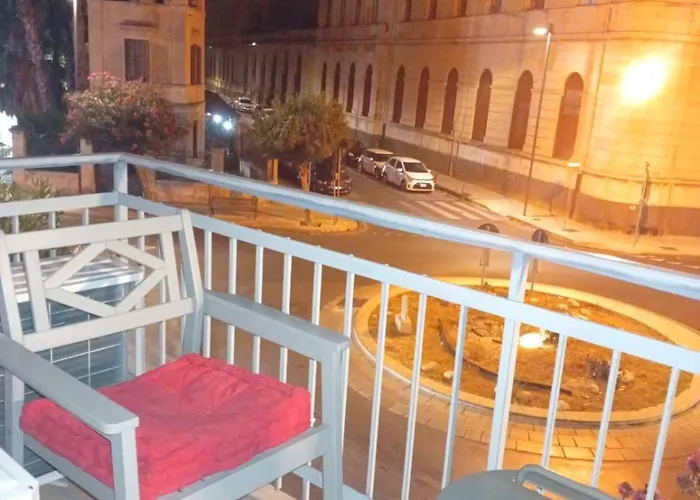 Giu Per La Costa - Siracusa 4*