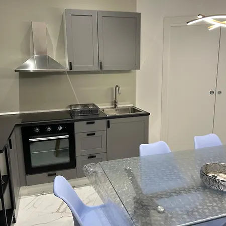 بيت ضيافة Giu Per La Costa - Siracusa 4*