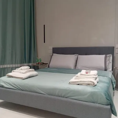 Giu Per La Costa - Siracusa 4* سيراكوزا
